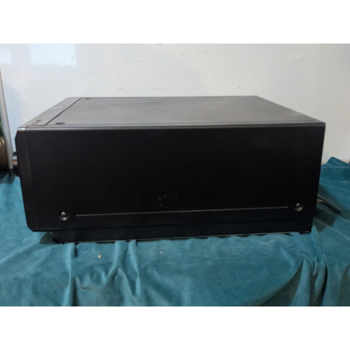 Sony CDP-CX355 MegaStorage 300 Disc CD Changer Player (FOR PARTS)