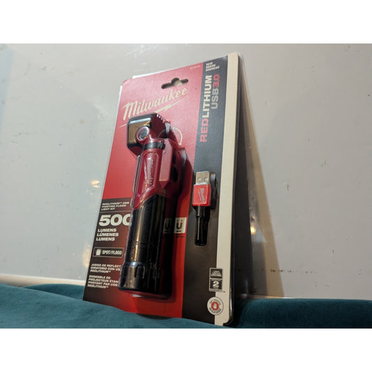Milwaukee Redlithium USB Pivoting Flashlight