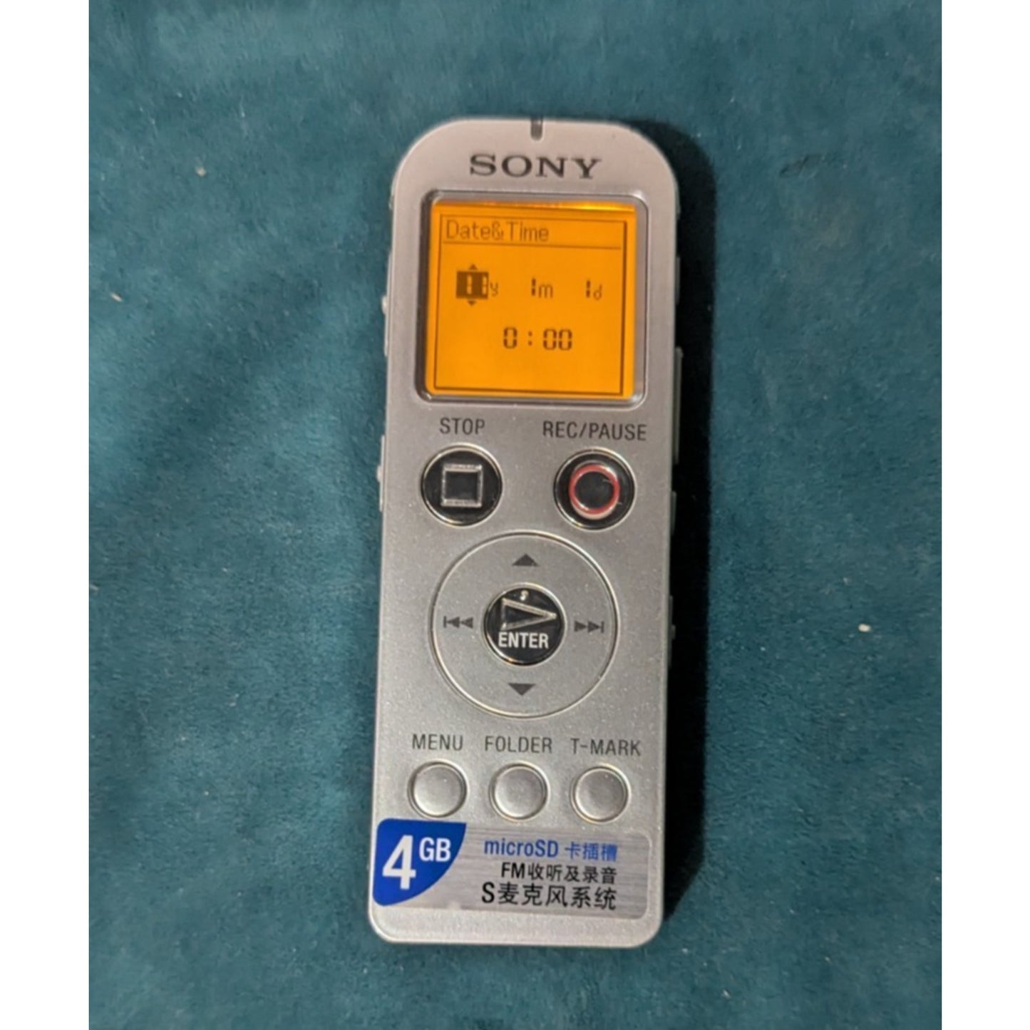 Sony ICD-P520 Digital Voice Recorder 256 MB Flash Memory