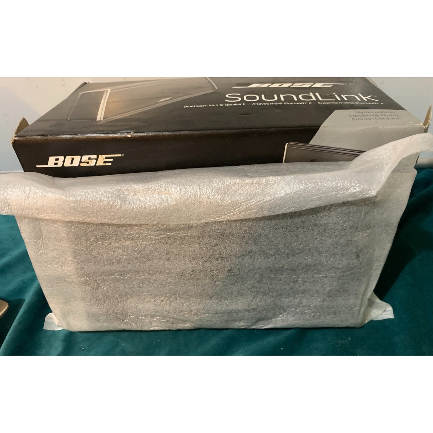 Bose - SoundLink Bluetooth Mobile Speaker II - Dark Gray