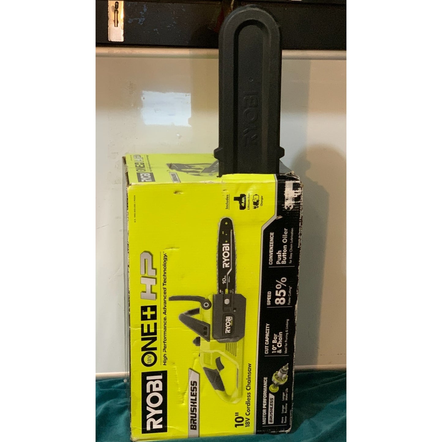 RYOBI ONE+ HP 18V Brushless 8 in. Battery Mini Chainsaw w/2.0 Ah Battery+Charger