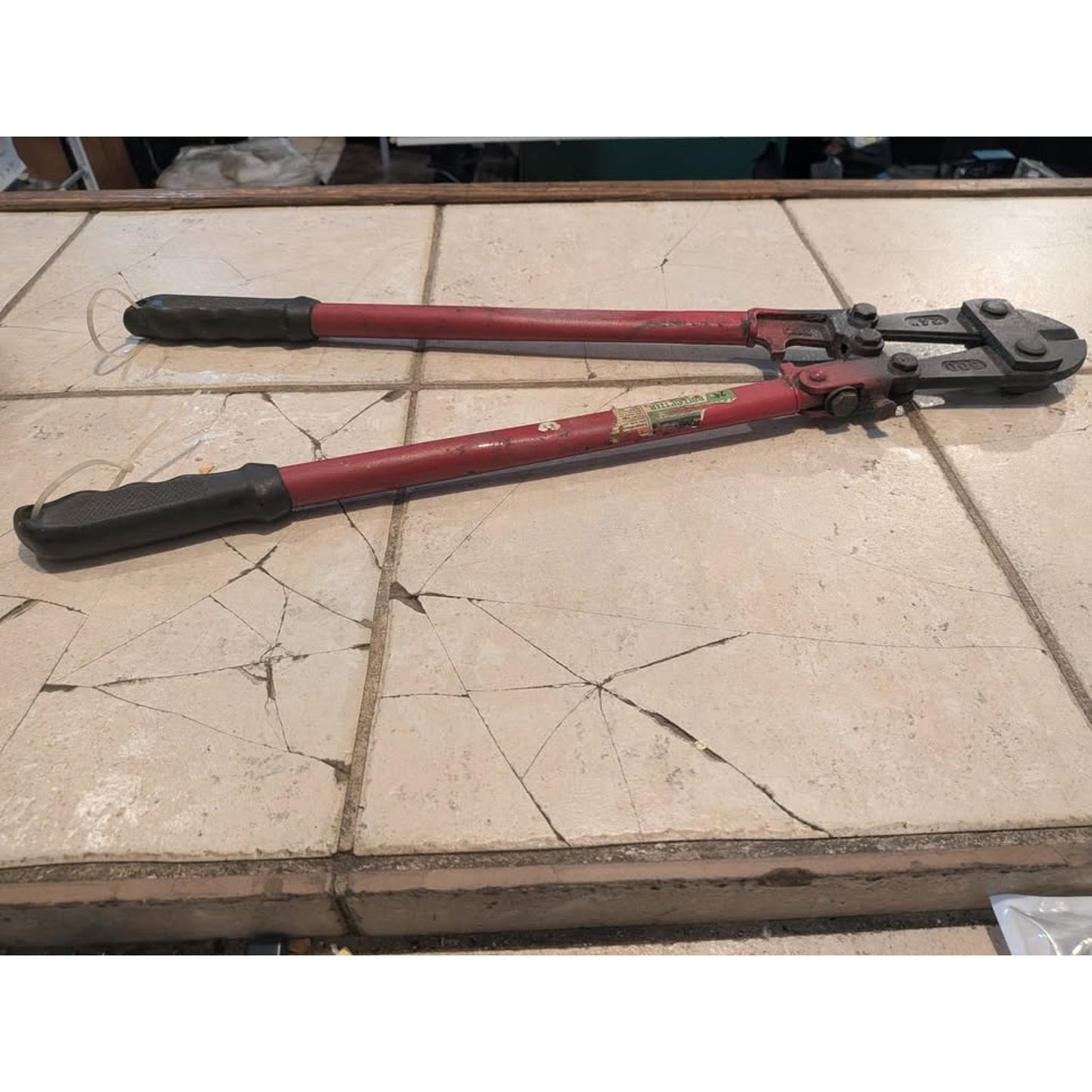 Pittsburgh 24" Bolt Cutters