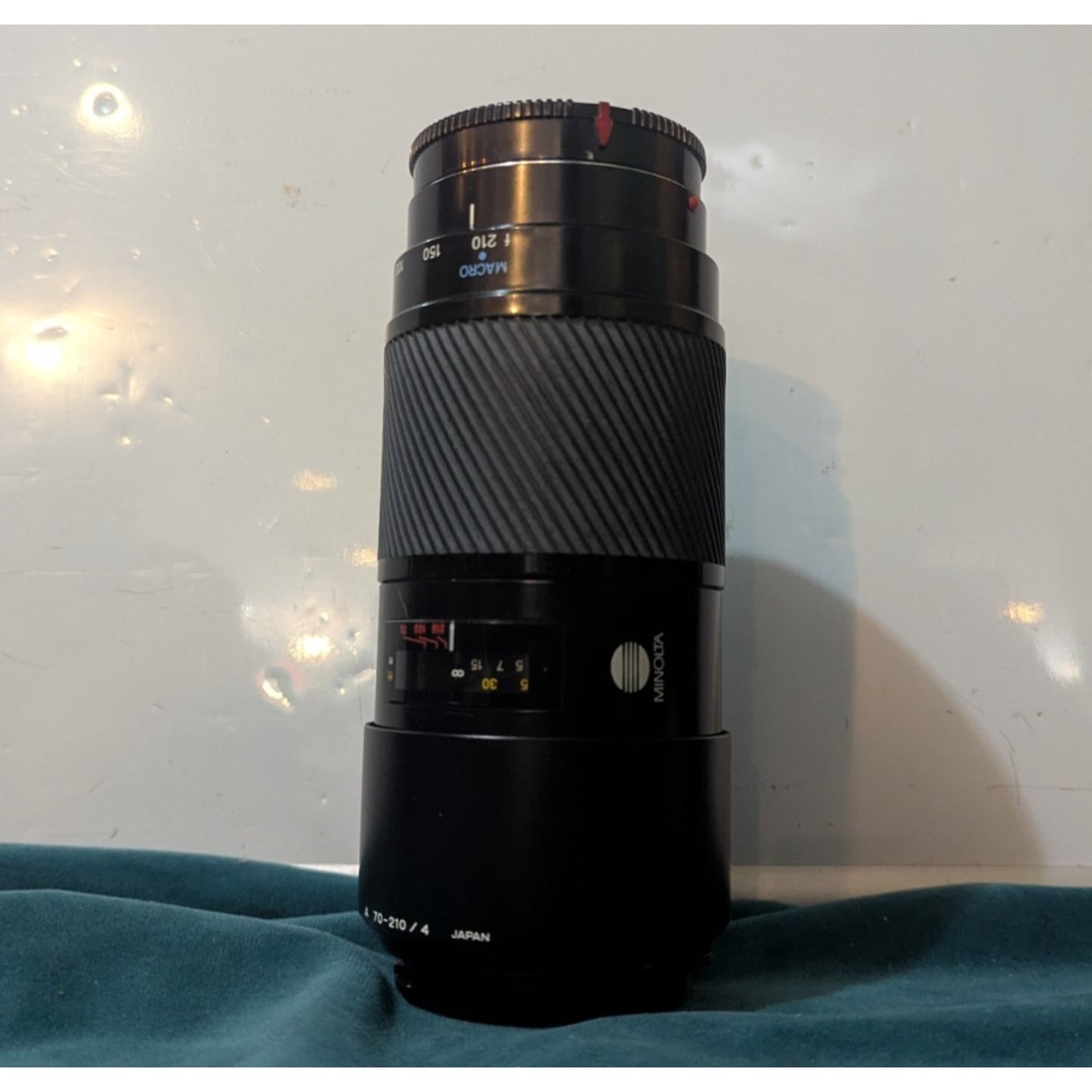 MINOLTA MAXXUM AF ZOOM 70-210mm f/4 (32) Telephoto Lens