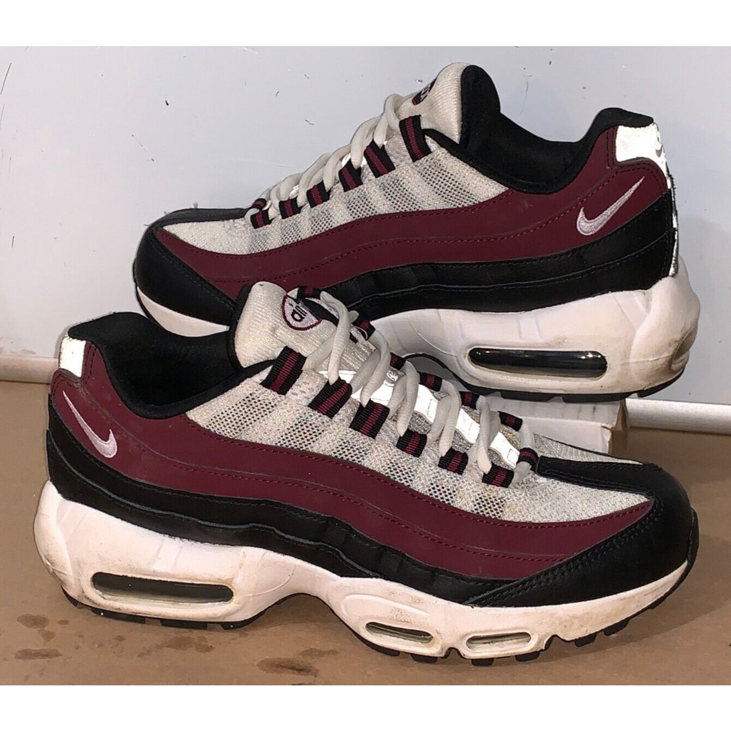 Nike Boys Air Max 95 Recraft CJ3906-104 White Casual Shoes Sneakers Size 7Y