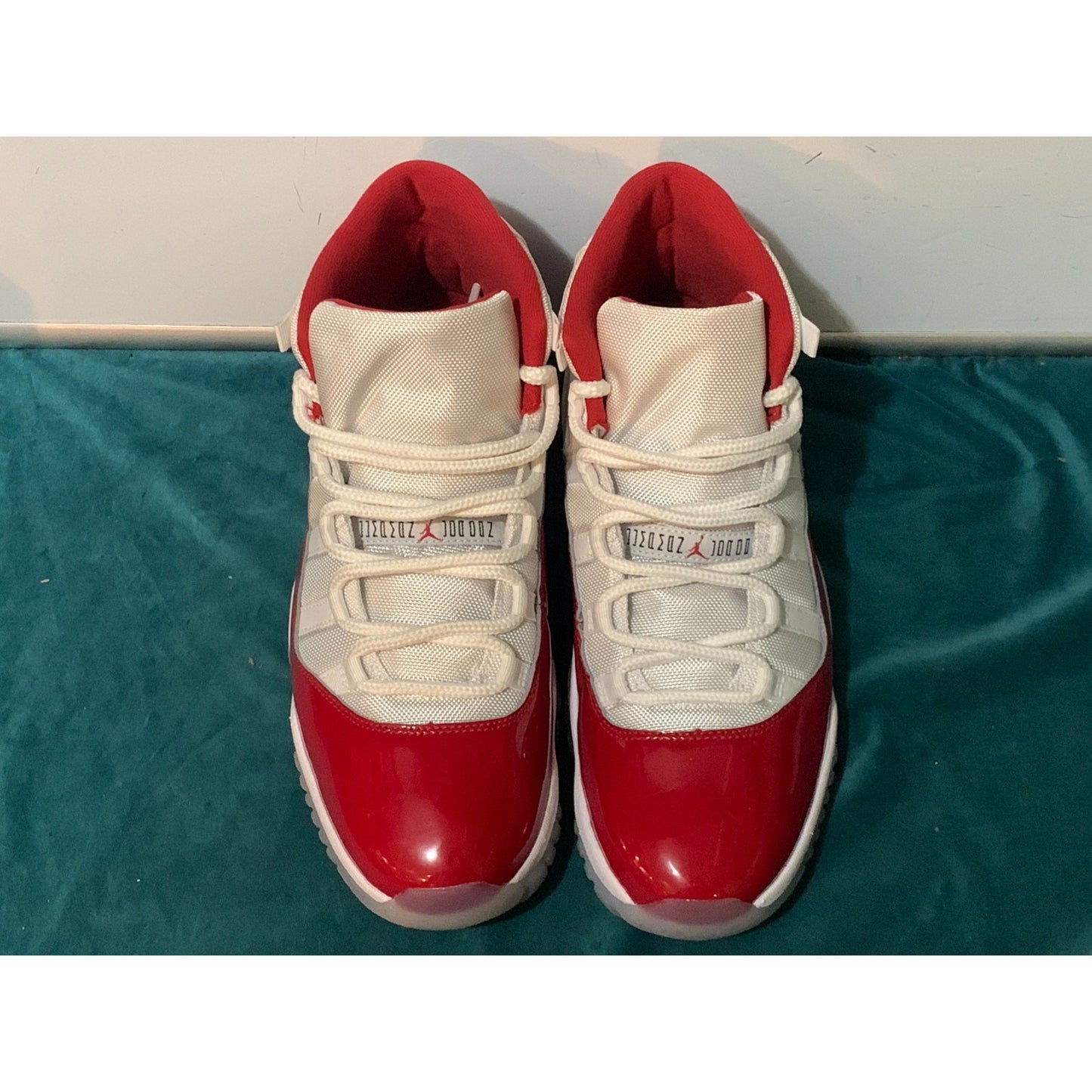 Nike Air Jordan 11 Retro Cherry Red White Mens Size 11 CT8012-116