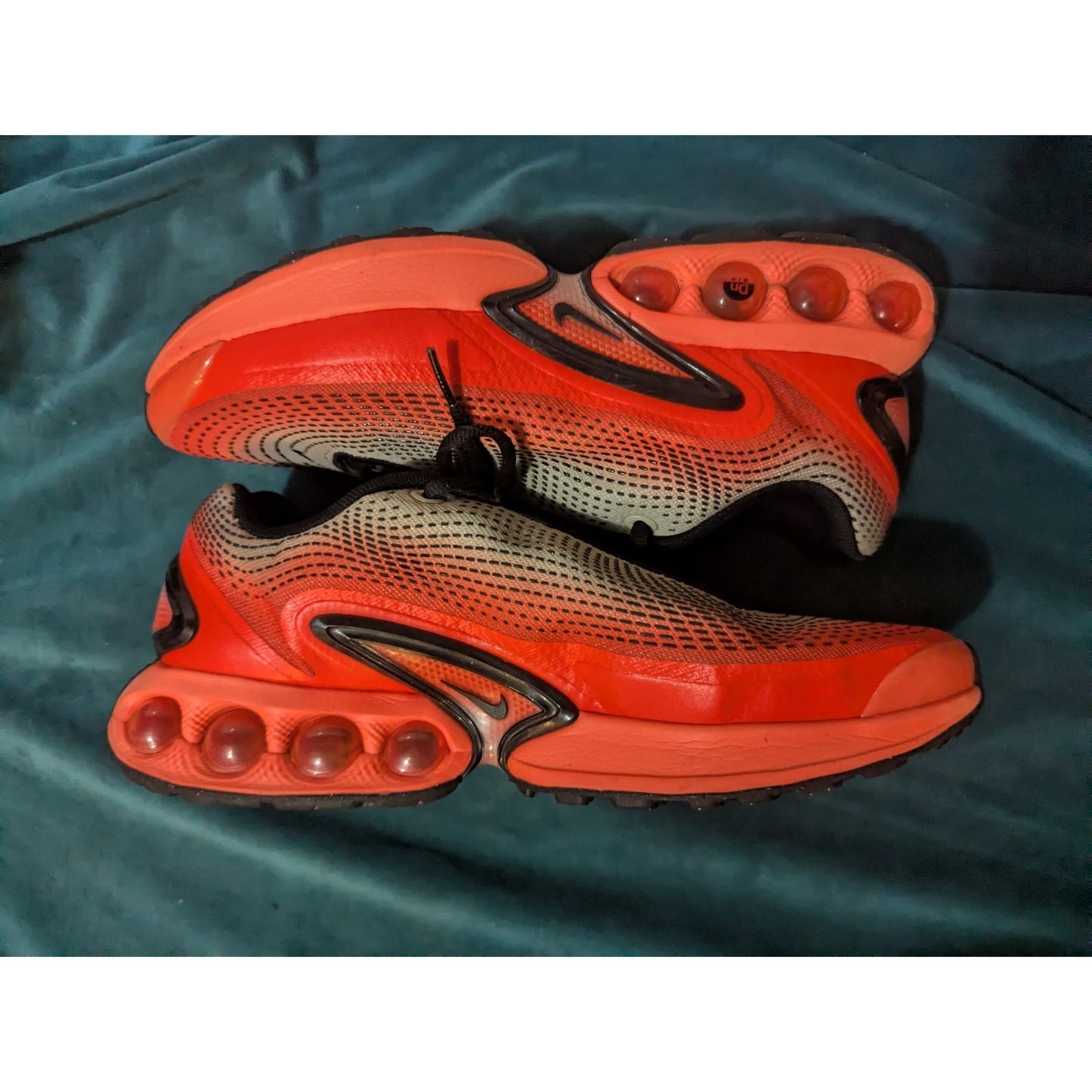 Nike Air Max DN SE Collage Grey Bright Crimson HF5531-002