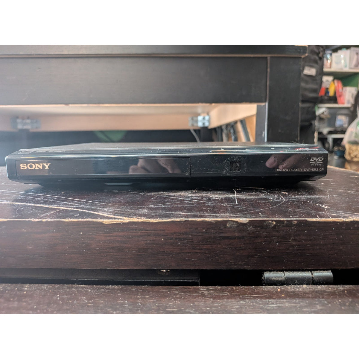 Sony CD & DVD Player / DVP-SR210P