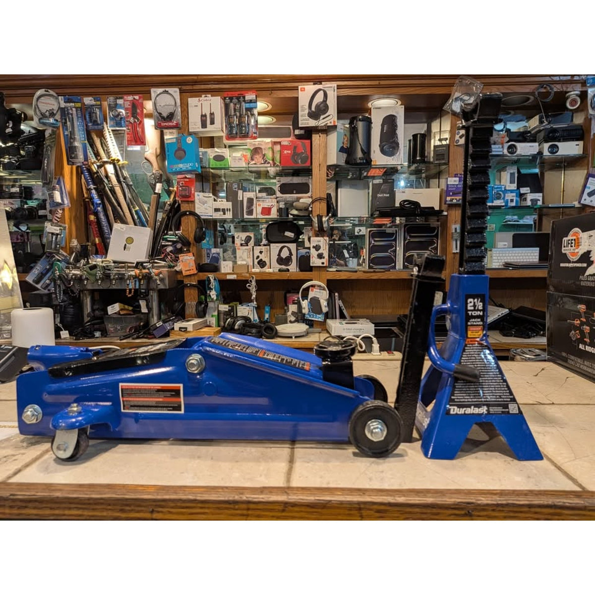 Duralast 2-1/2 Ton Hydraulic Jack & Stand Kit / T82454S
