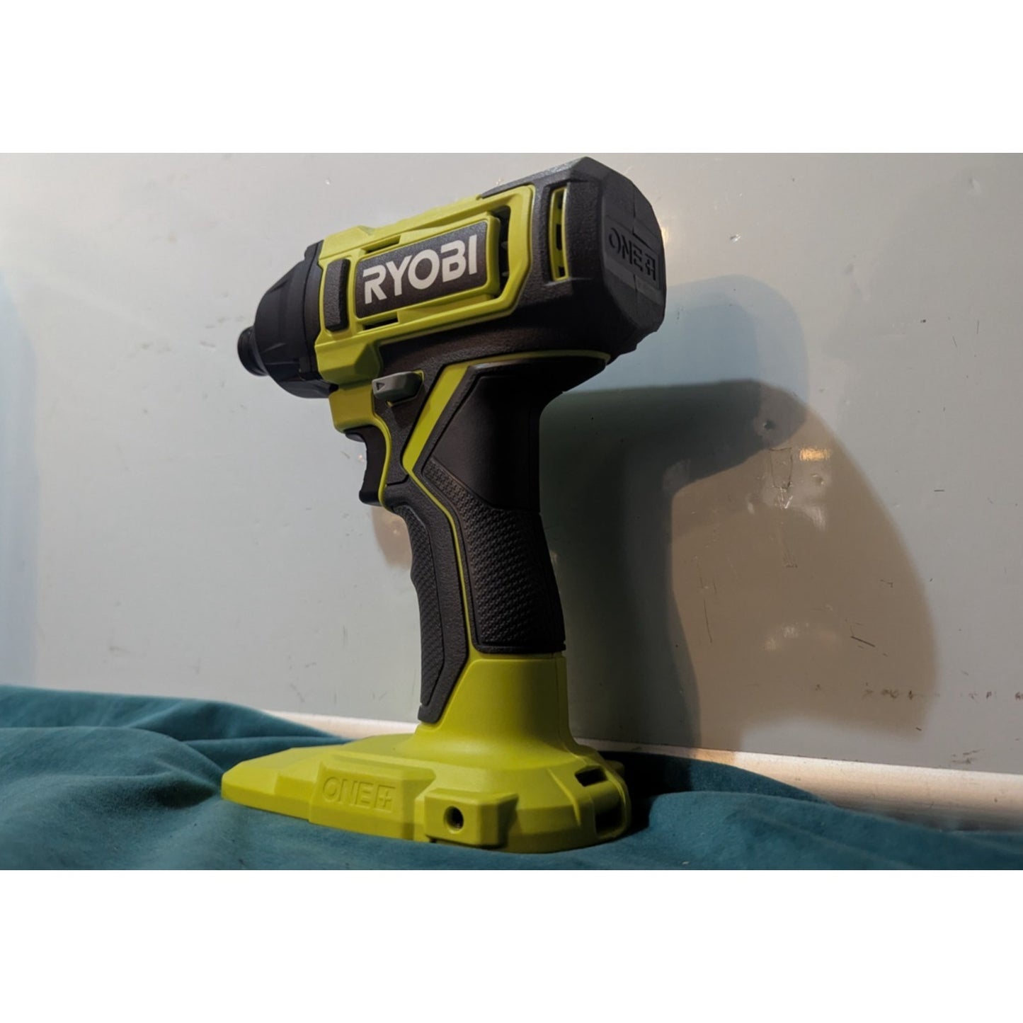 Ryobi One+ 18V 1/4" Cordless Impact Drill Driver