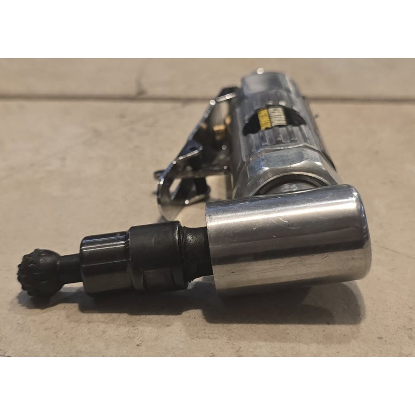 Central Pneumatic Air Angle Die Grinder / 52848 /