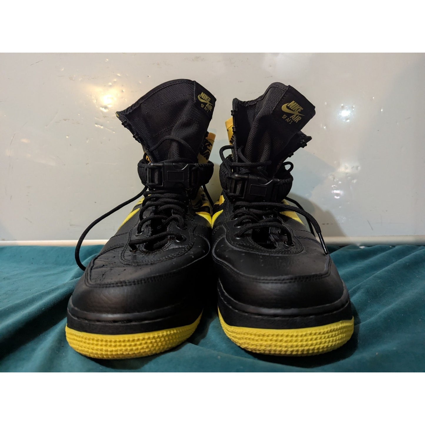 Nike SF Air Force 1 HIGH Black And Dynamic Yellow Mens Sz 11.5