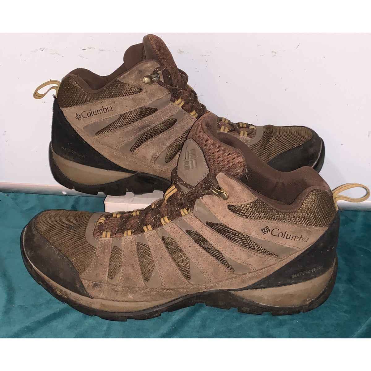 COLUMBIA Redmond Mid Waterproof Hiking Sztrtgg Size 14