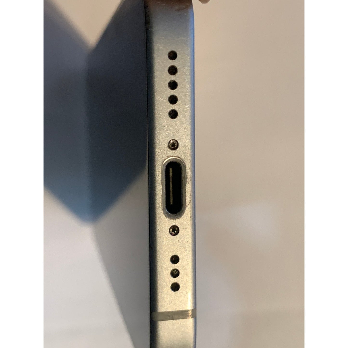 Apple iPhone 15 A2846 Unlocked 128GB White