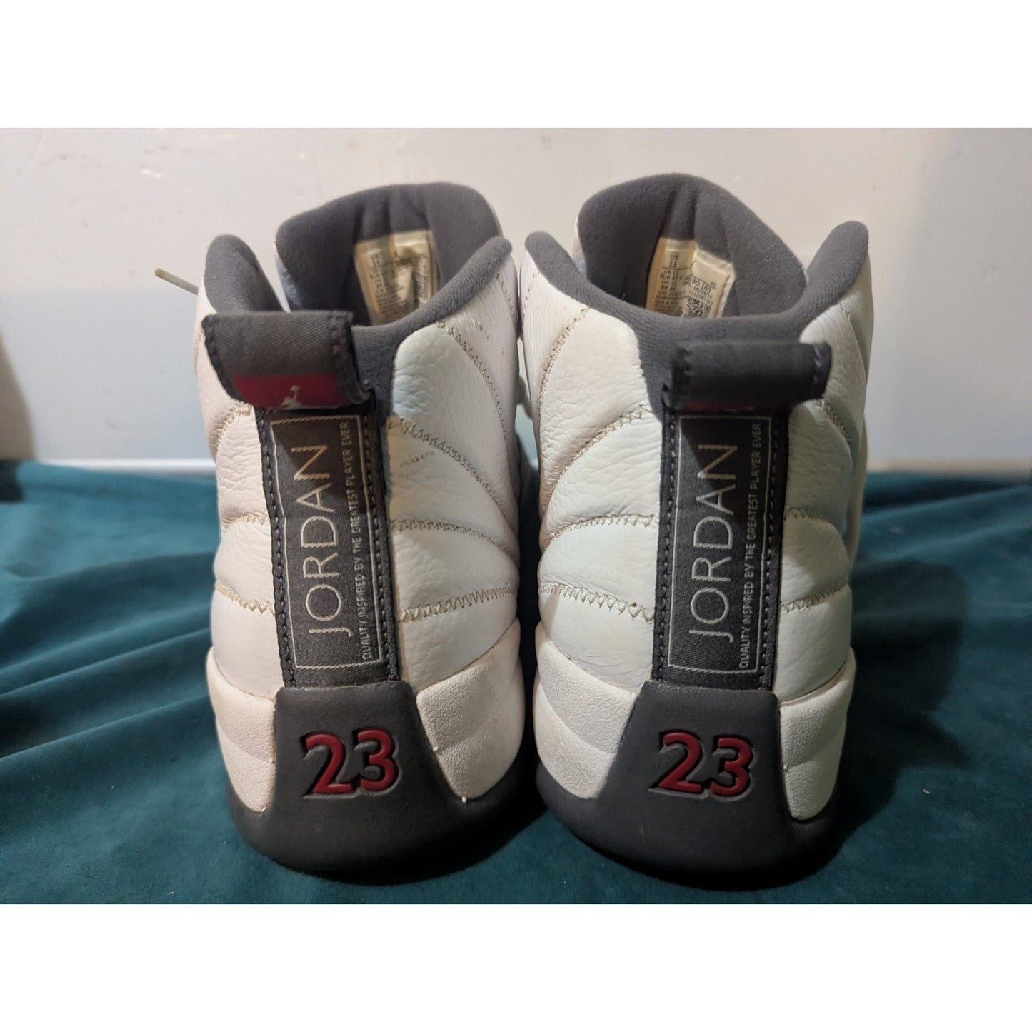 Nike Air Jordan 12 Retro Size 13