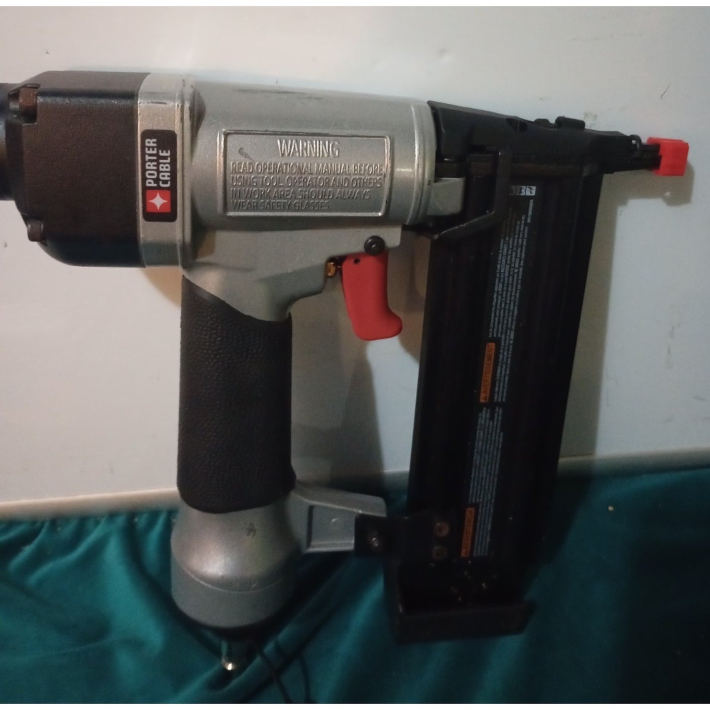 Porter-Cable FN250SB 16-Gauge Pneumatic Finish Nailer