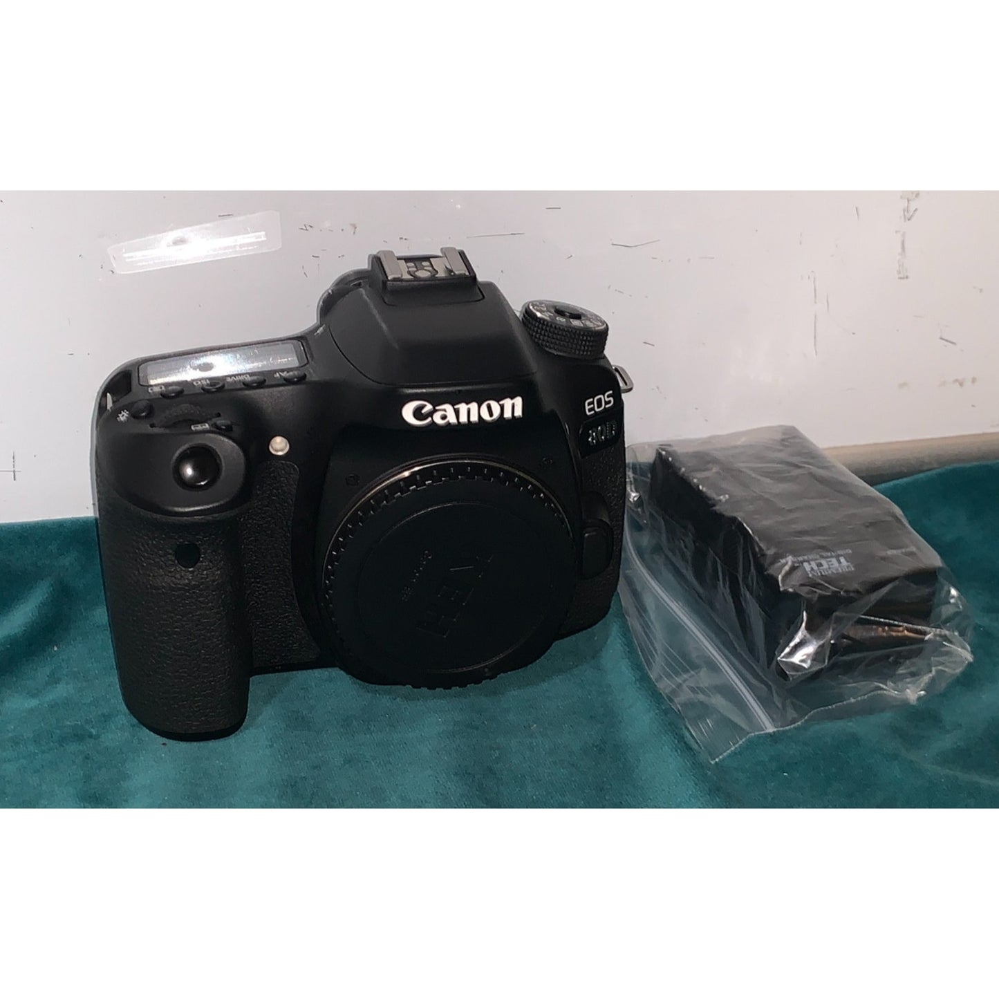 Canon EOS 80D 24.2MP DSLR Body Only Black - Used