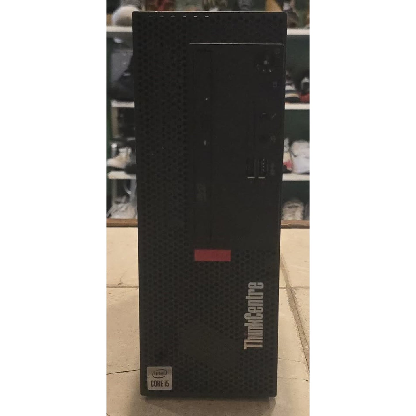 Lenovo ThinkCentre M70c Desktop / Intel Core I5-10400 / AMD RX 550 / 256SSD / 16GB Ram /