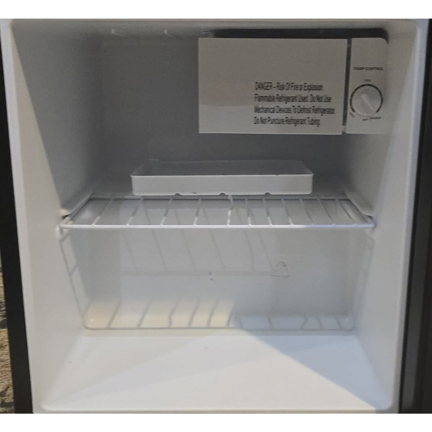 Sunbeam 1.7 cu.Ft. Compact Refrigerator / REFSB17B /