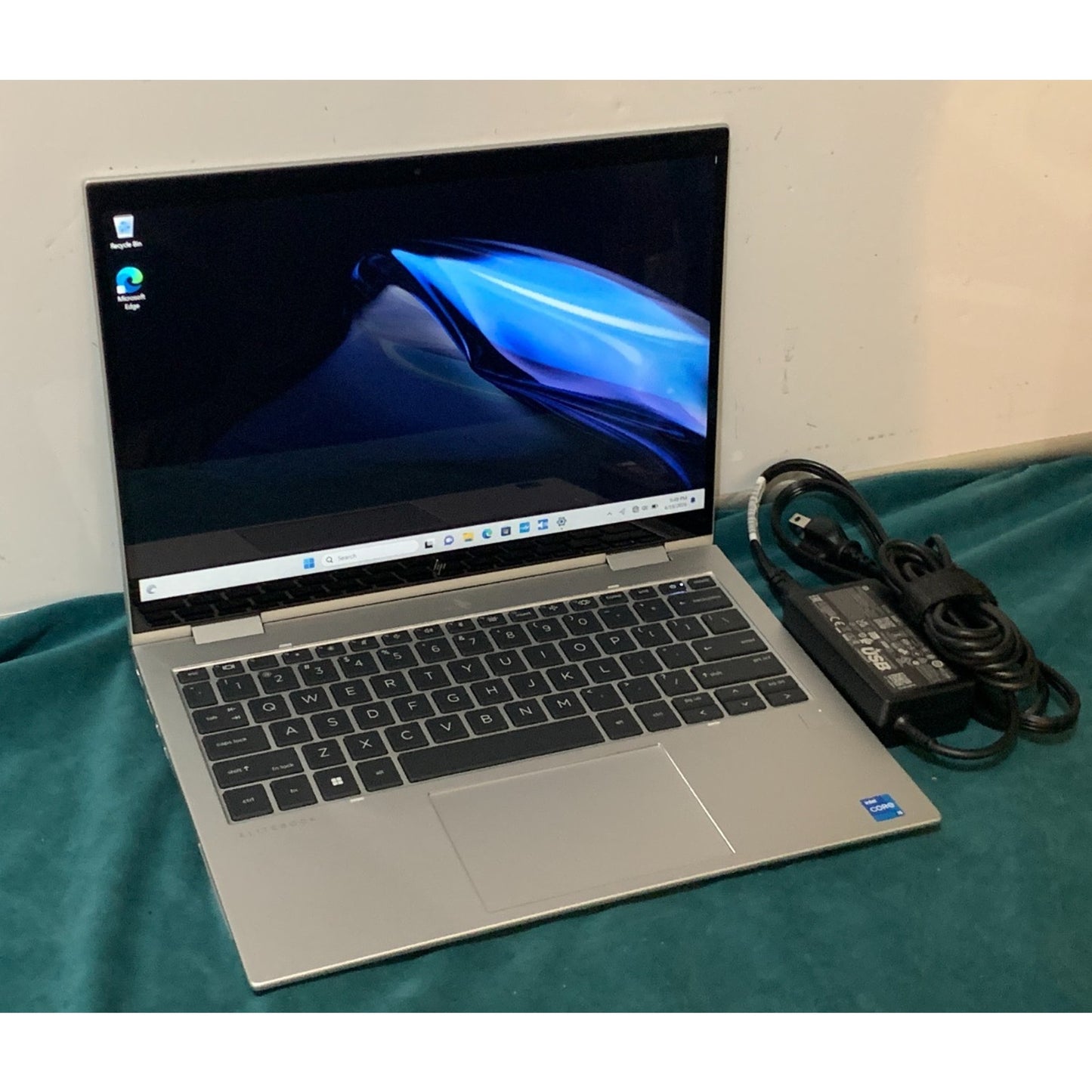 HP Elite x360 830 G10 2-in-1 13.3" | 1.60GHz i5-1335U | 16GB Ram | 256GB SSD
