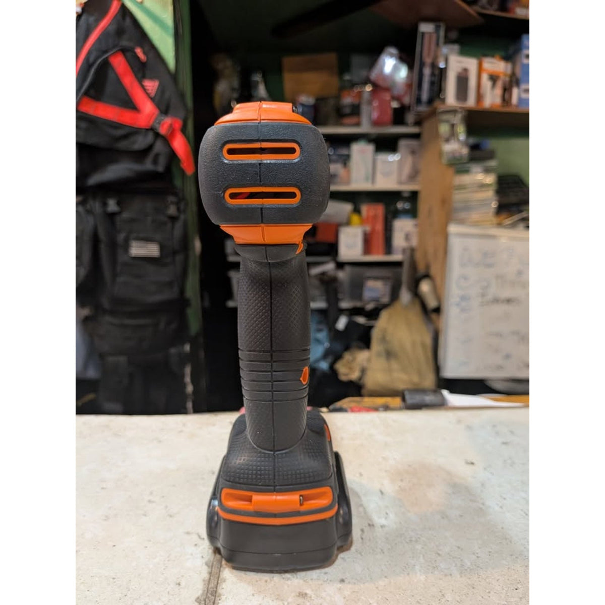 BLACK+DECKER BDCDD12C 12V MAX Cordless Lithium Drill/Driver