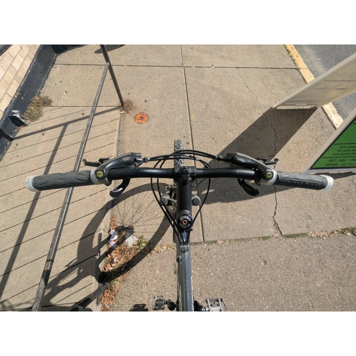 K2 Zed 3.0 Mountain Bike / 20" Frame / 26"  Wheels / 24 Speed