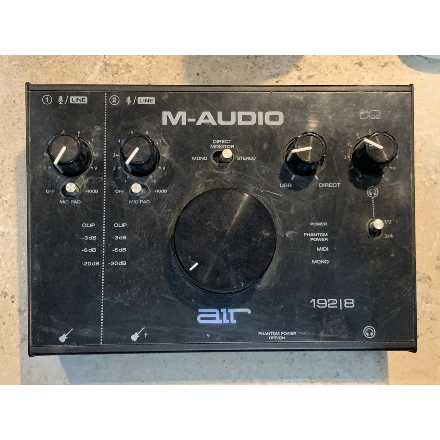 M-Audio AIR 192|8 2-In/4-Out 24/192 Audio MIDI Interface