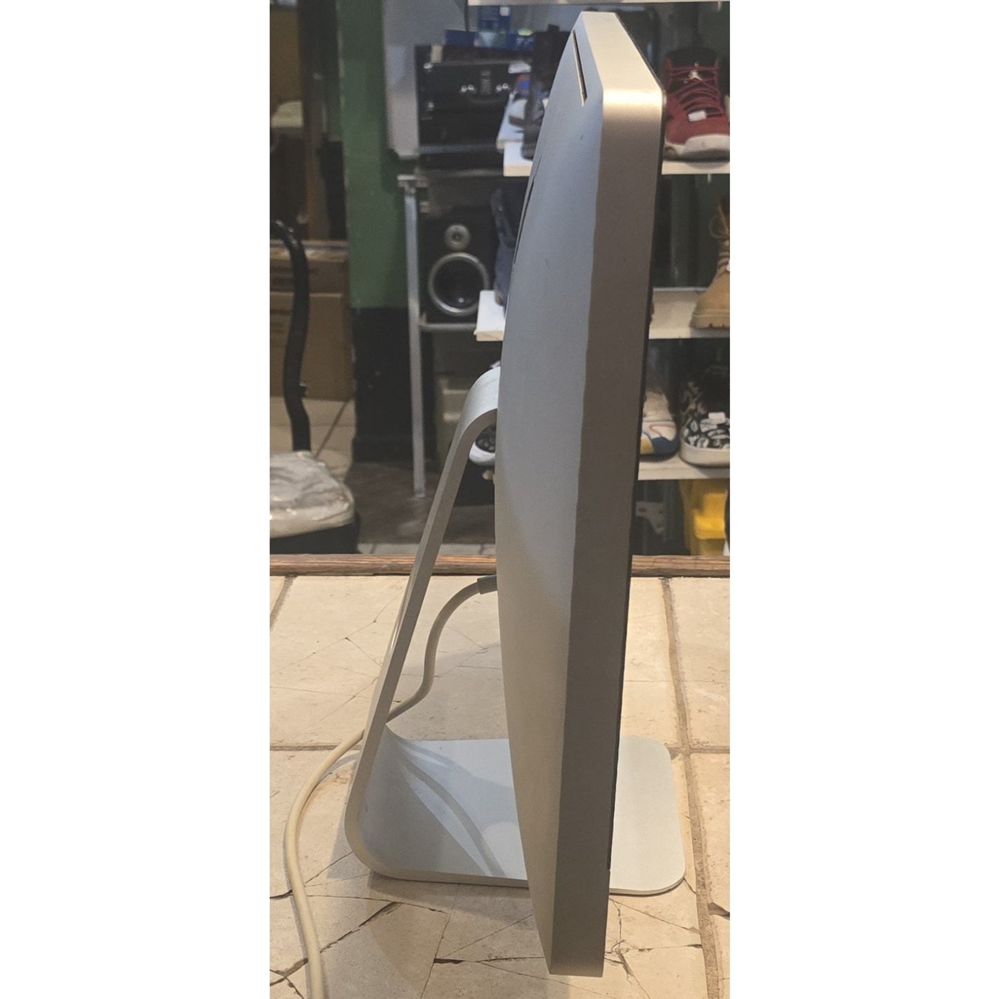 Apple A1311 iMac 2009 21.5" 2.5GHz Intel Core 2 Duo 16GB RAM 512GB SSD os12.7.4