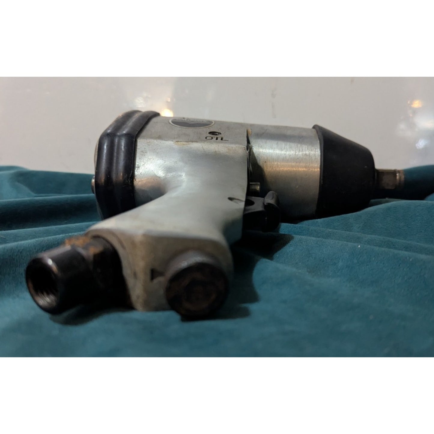 Central Pneumatic 1/2" Air Impact Wrench