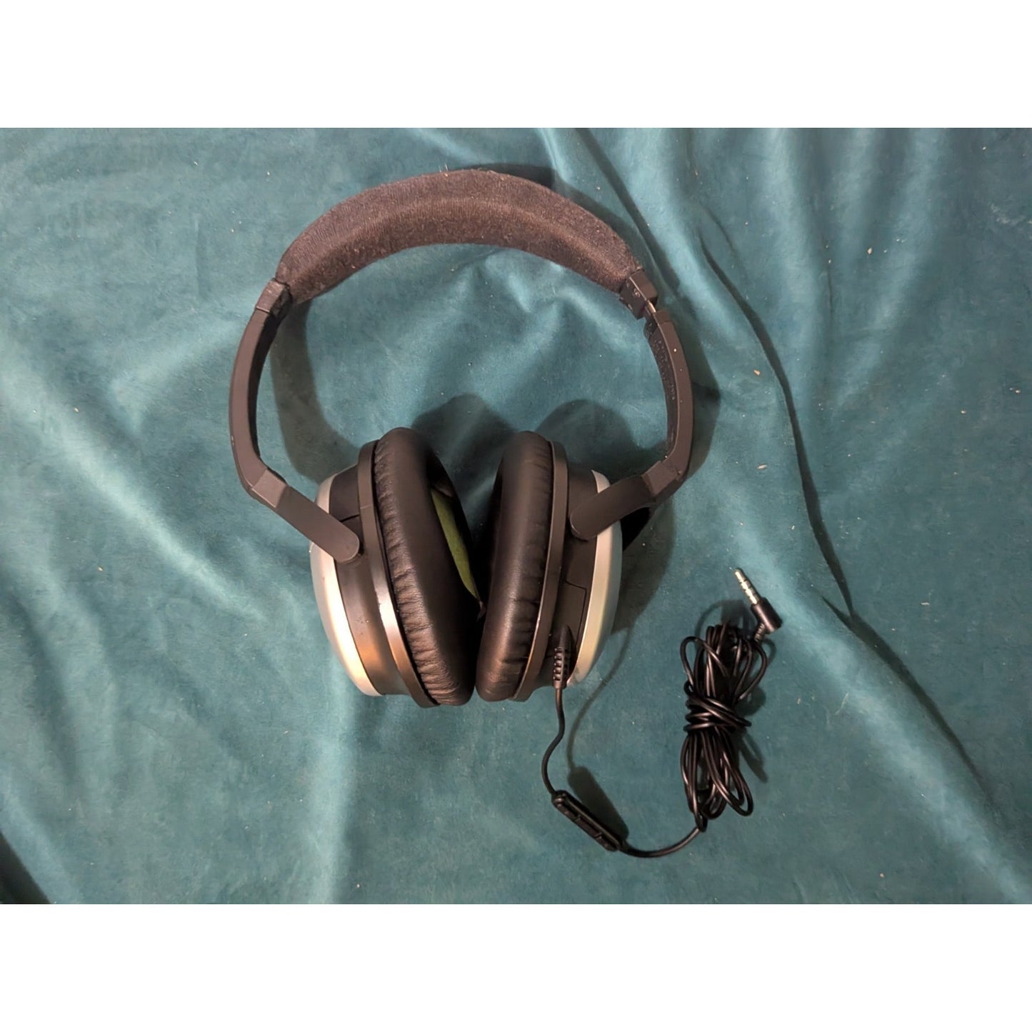 Bose QuietComfort 15 QC15 Noise-Cancelling Headphones