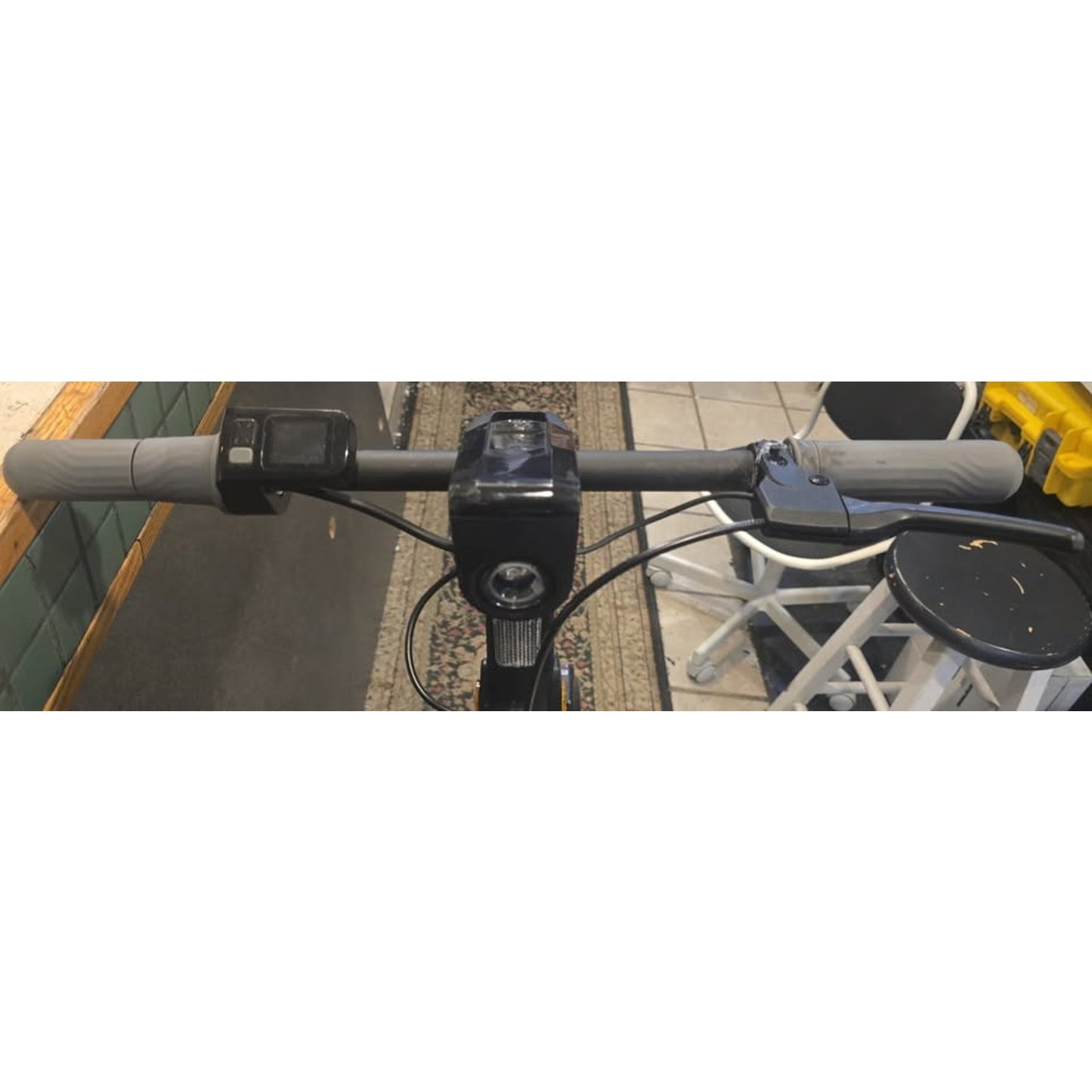 NIU KQi 100P Electric Kick Scooter / 17.4 mph / 18 miles / KQI100P /