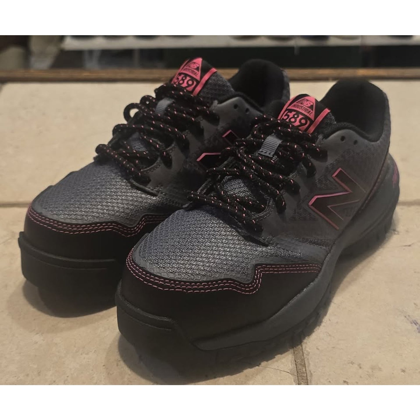 New Balance 589v1 Composite Toe Work Shoes / ASTM F241-18 /