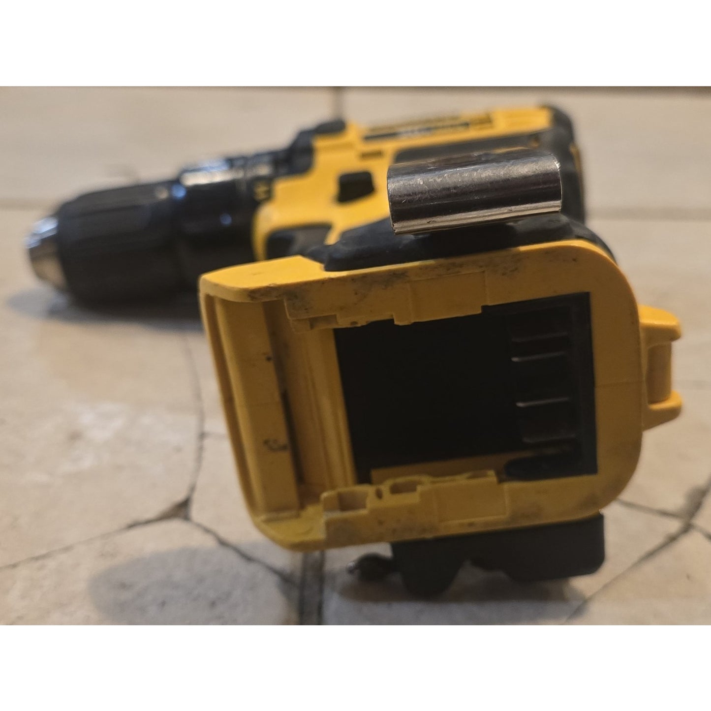 Dewalt 2-Tool 20V Combo Set / DCB200 / DCL040 / DCD780 /