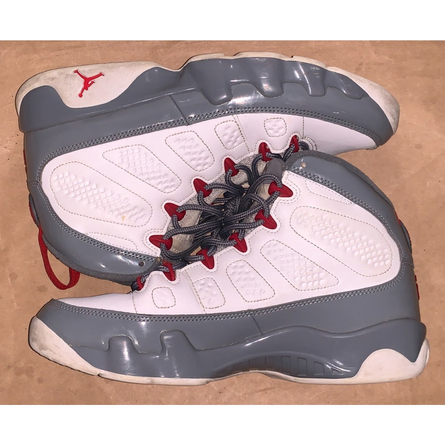 Air Jordan 9 Fire Red Retro Size 8.5 Mens White Grey Sneakers 2022 CT8019-162