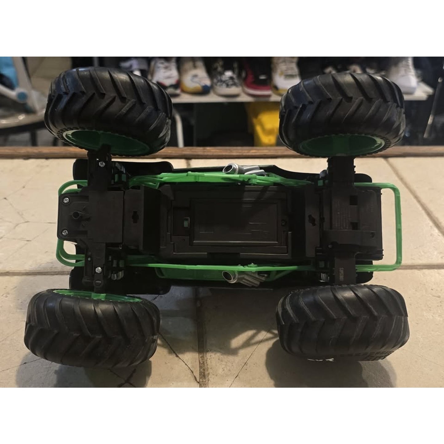 Spin Master Grave Digger RC Monster Truck / 66801 /