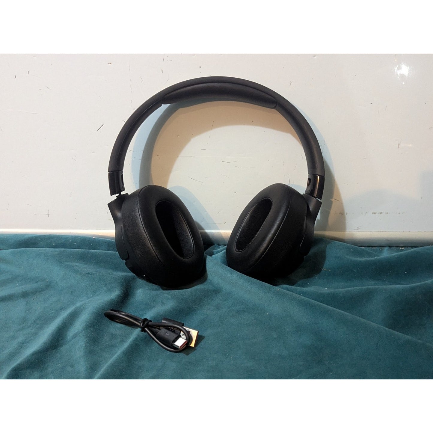 JBL Tune 770NC Noise Cancelling Wireless Headphones