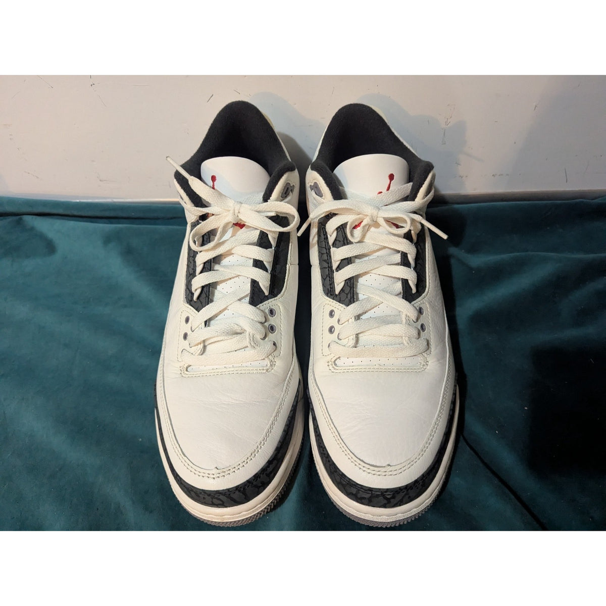 Air Jordan 3 Retro Summet White Fire Red Cement Grey Size 11 CT8532-106
