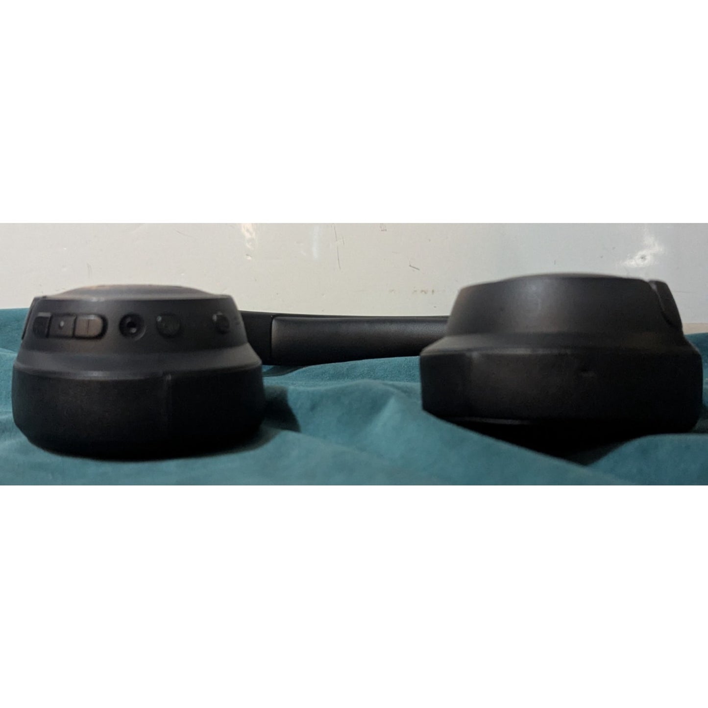 JBL Tune 770NC Noise Cancelling Wireless Headphones