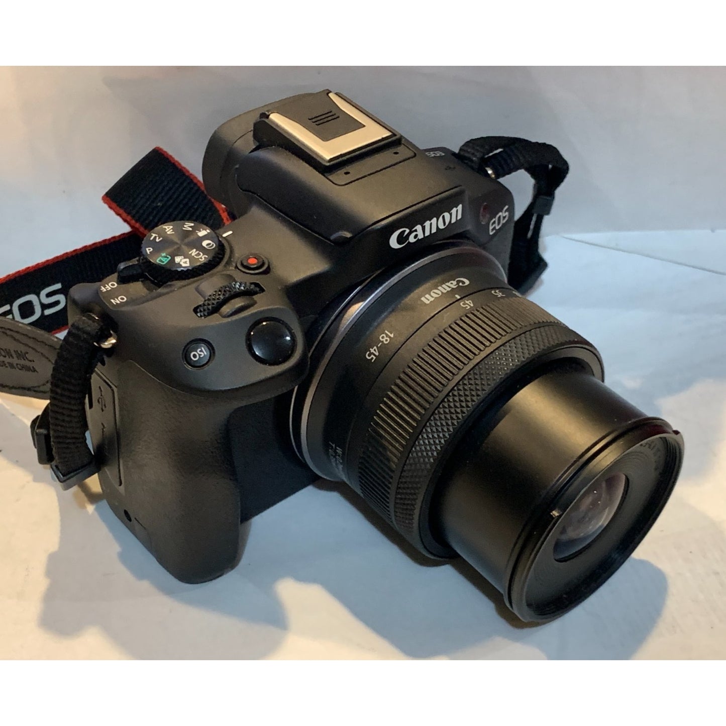 Canon EOS R50 Mirrorless Camera in Black w/ RF-S 18-45mm F4.5-6.3 IS STM Lens
