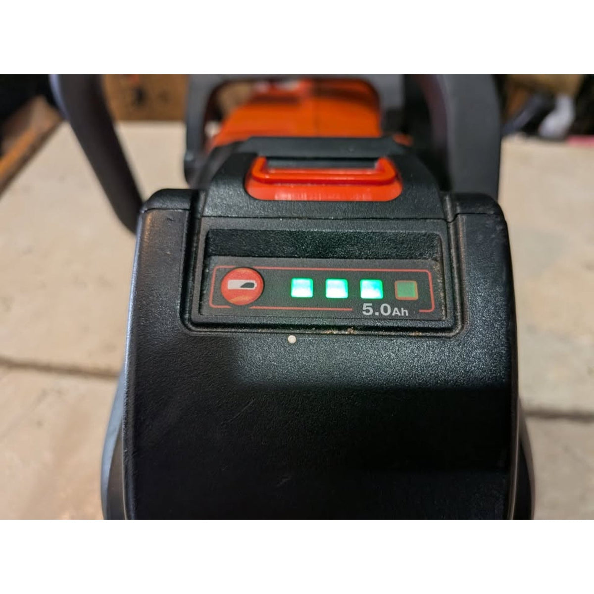 ECHO DCS-5000 56V Brushless 18" Cordless Chainsaw w/ 5.0Ah Battery & Charger