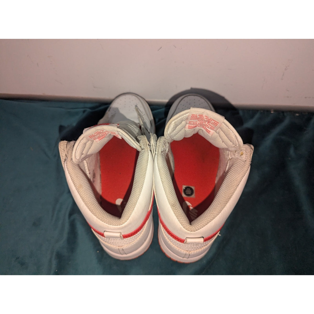 Nike Dunk High White Picante Red Size 8.5 DV0828-100