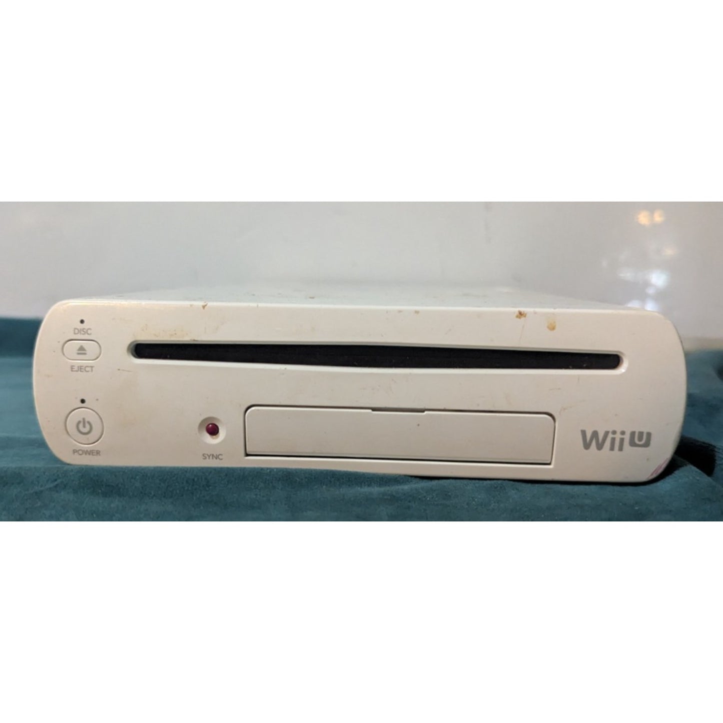 Nintendo Wii U WUP-001 8GB White CONSOLE ONLY!