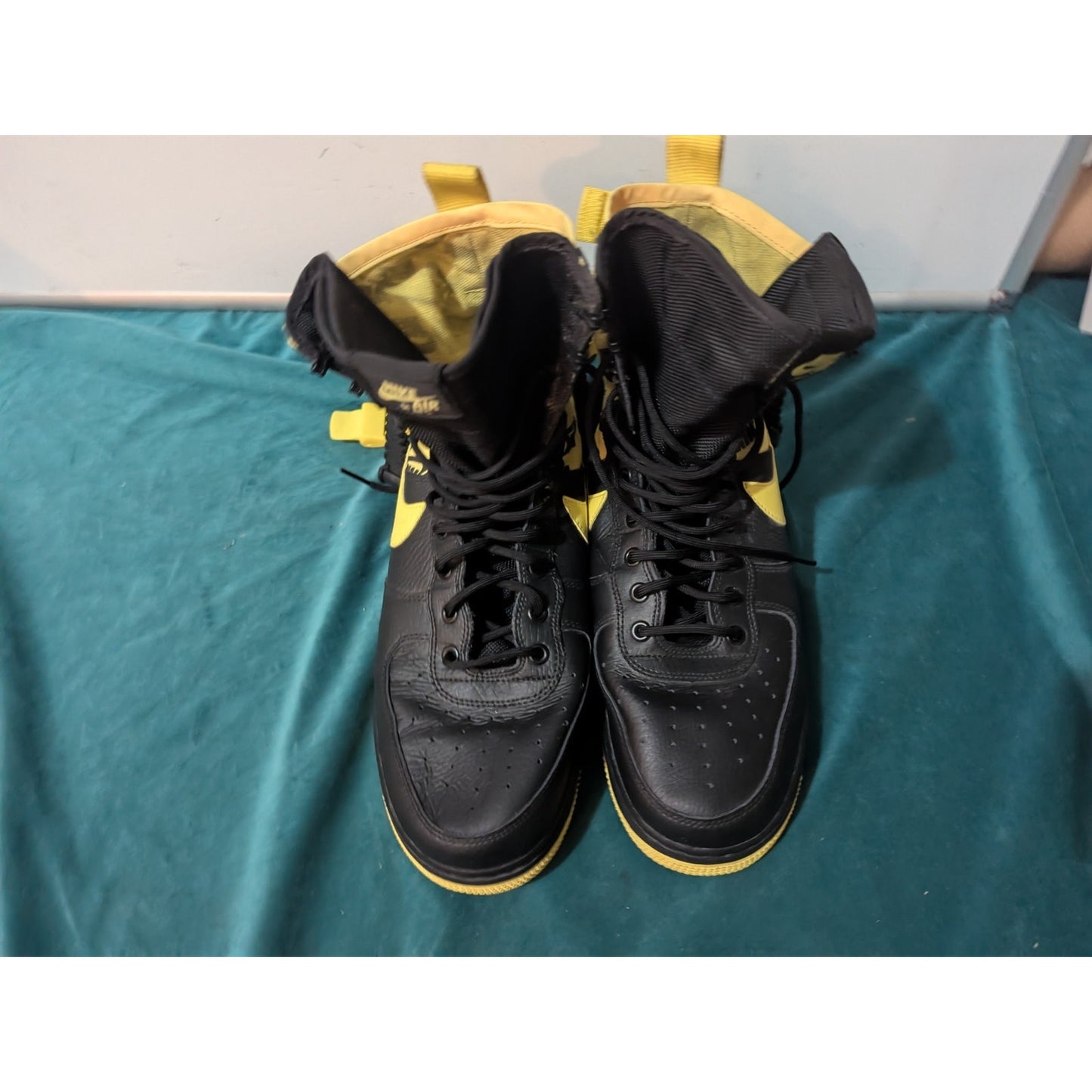 Nike SF Air Force 1 HIGH Black And Dynamic Yellow Mens Sz 11.5