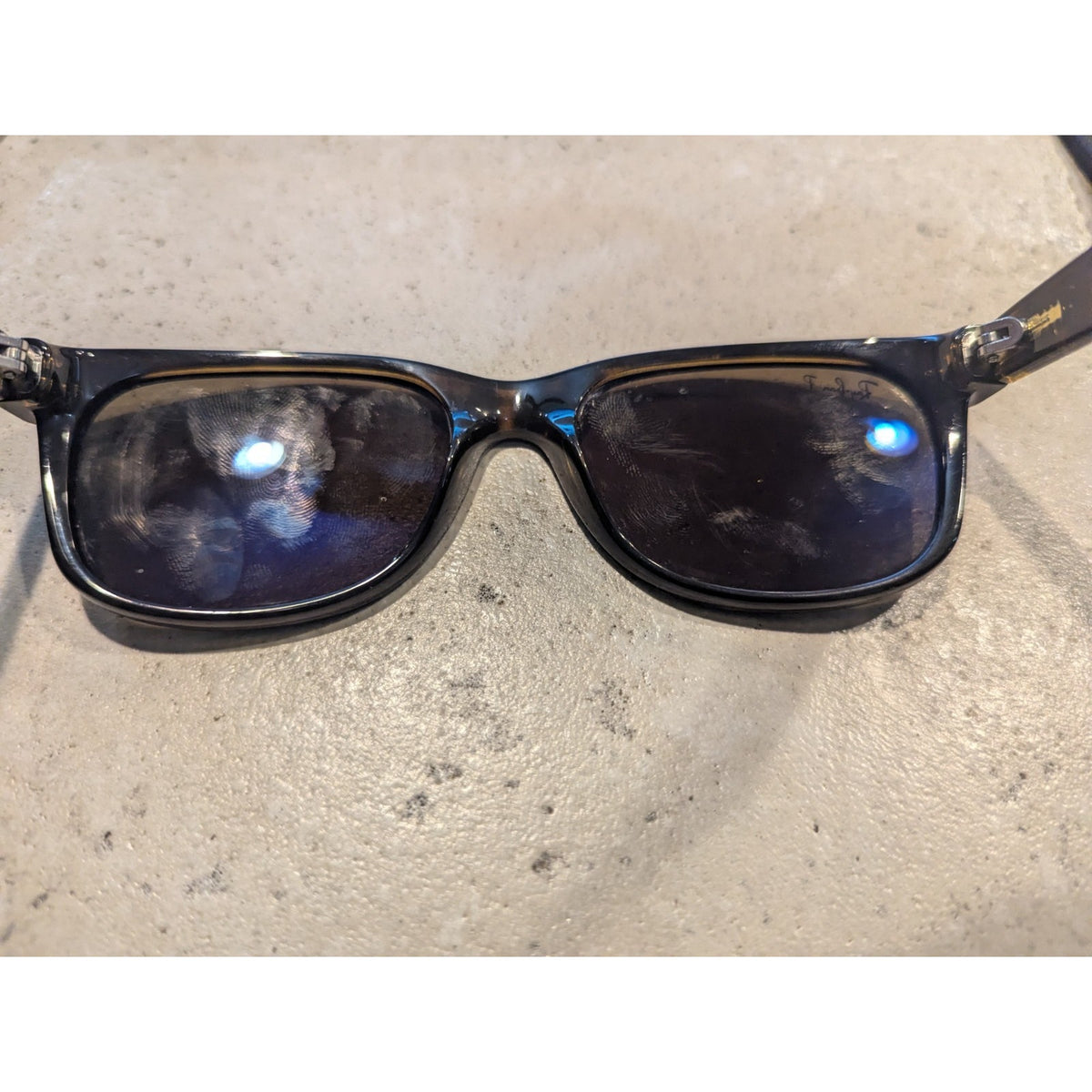 Ray-Ban New Wayfarer RB2132 902/57