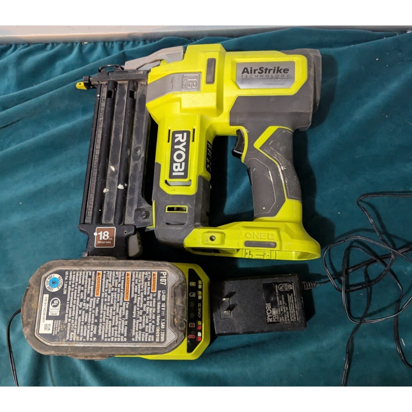 Ryobi P361 18V 18Gauge Cordless AirStrike Narrow Crown Stapler W/ Batt & charger
