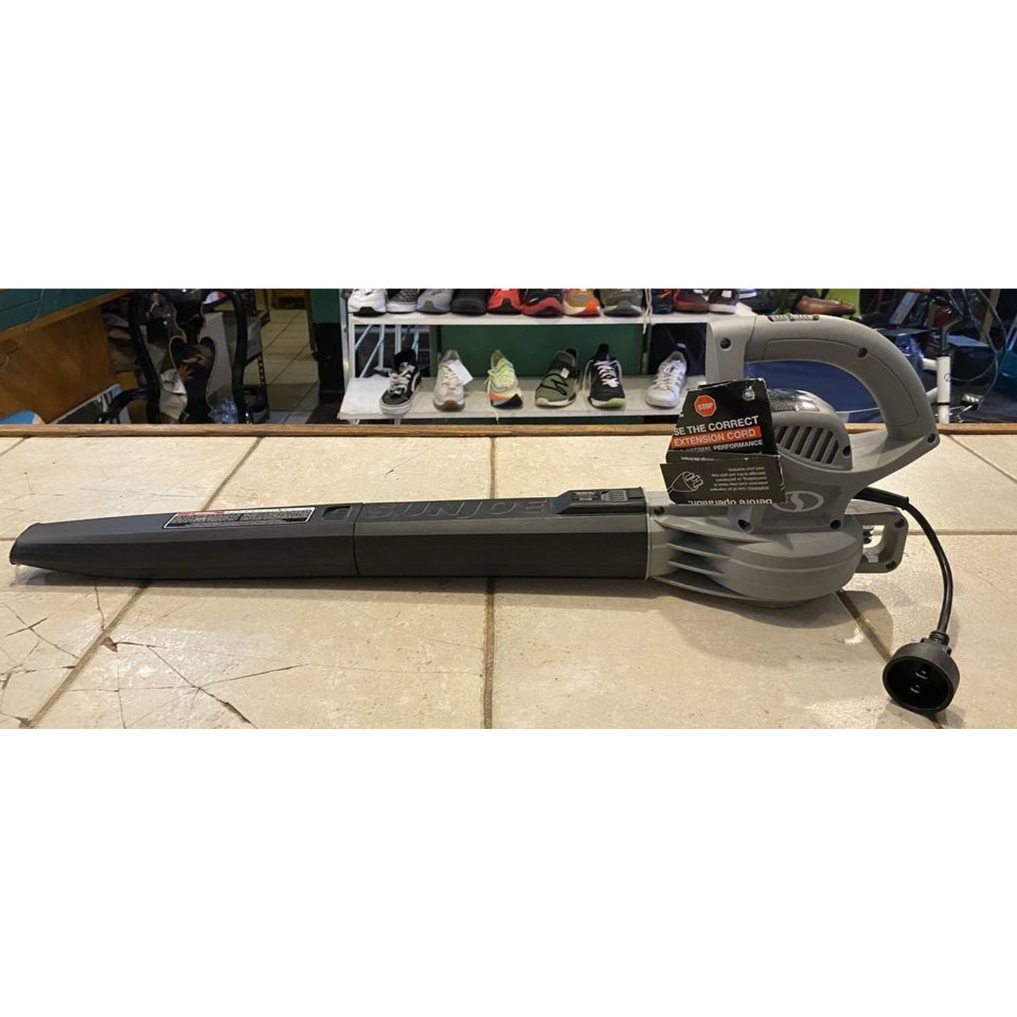 Sunjoe All-Purpose Electric Leaf Blower 6-Amp SBJ597E