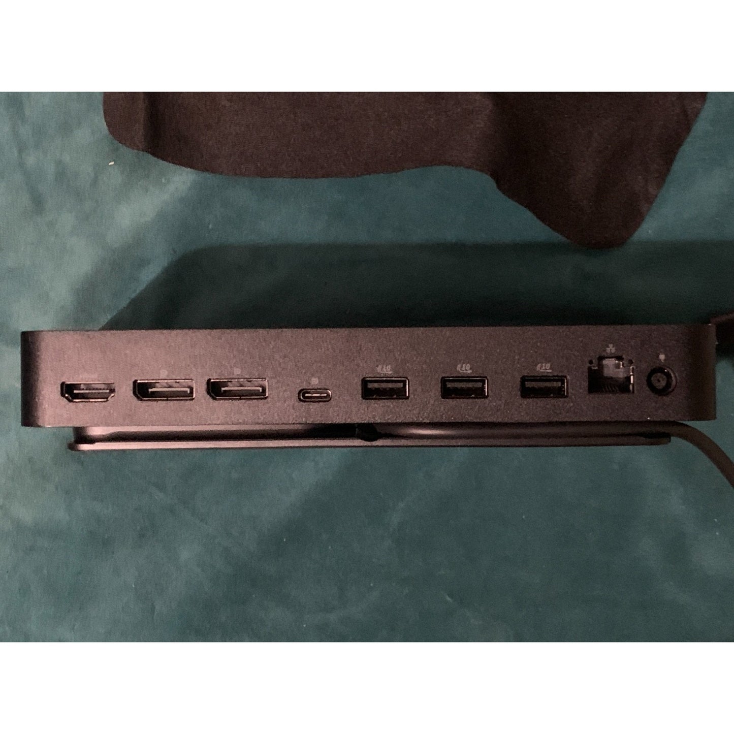 Dell Pro Dock - Universal 100W USB-C Docking Station
