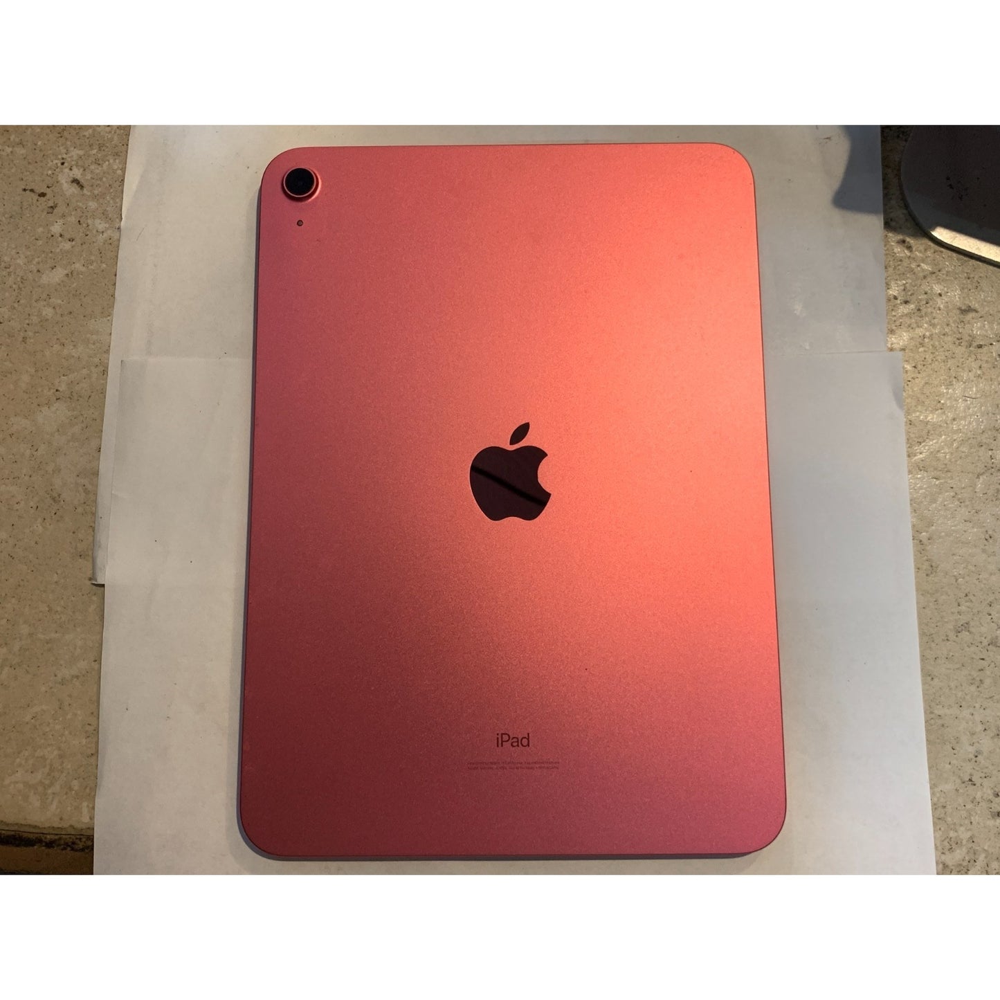 Apple iPad 10 64GB Pink A2696 MPQ83LL/A 10.9" Wi-Fi Tablet