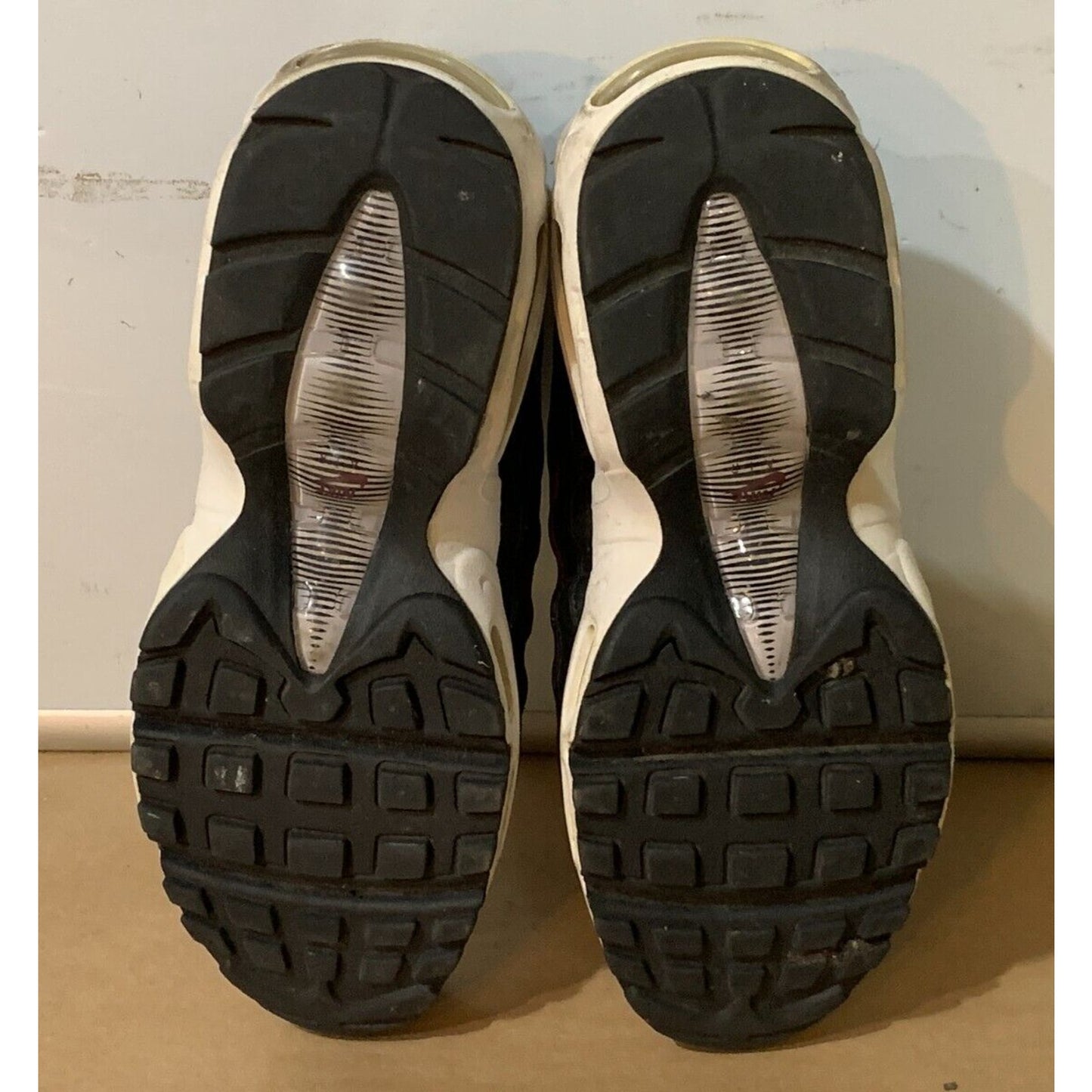 Nike Boys Air Max 95 Recraft CJ3906-104 White Casual Shoes Sneakers Size 7Y