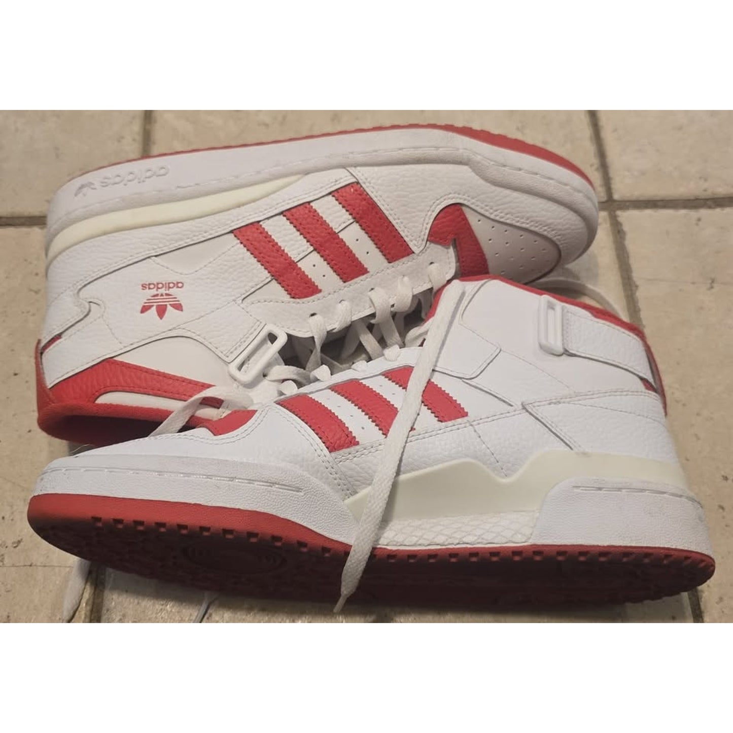 Adidas White w/ Red Stripes High Top / 11M / EVH 791004 /