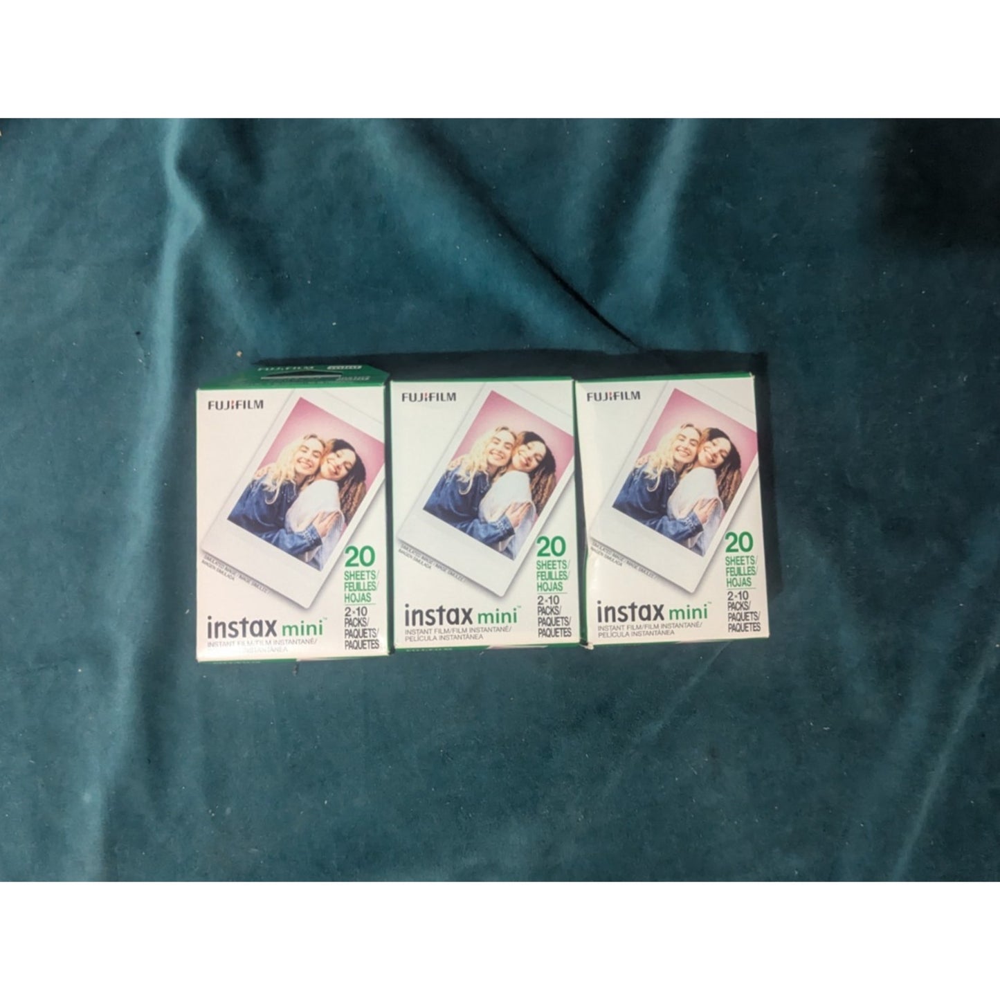Fujifilm Instax Mini 12 Instant Film Camera Bundle
